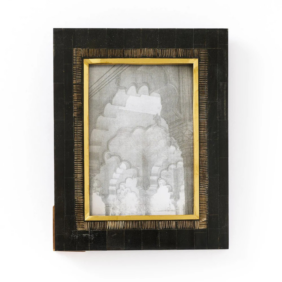 Andhera 5x7 Black Photo Frame